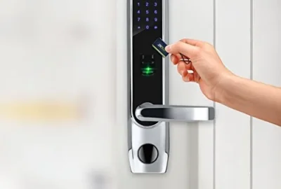 fingerprint-smart-lock-1000x1000